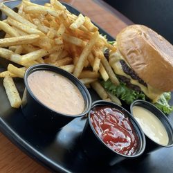 Three Buddies - 3B special cheese burger