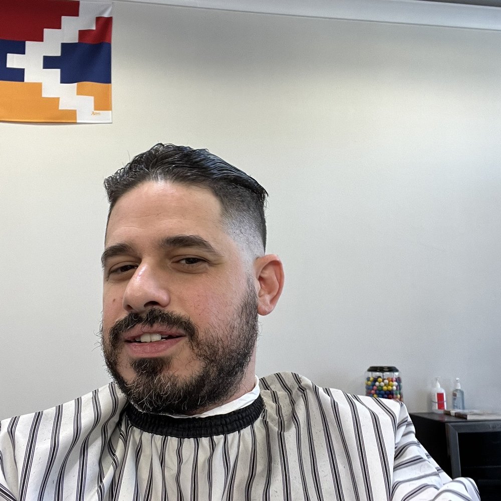 Haircut before beard trim Haircut before beard trim