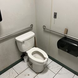 Citgo Superway 5 - Bring your own toilet paper