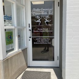 Exterior outside entrance of Baila Conmigo Dance With Me - Front door of newly remodeled studio. - Berwyn, Illinois Exterior outside entrance of Baila Conmigo Dance With Me - Front door of newly remodeled studio. - Berwyn, Illinois