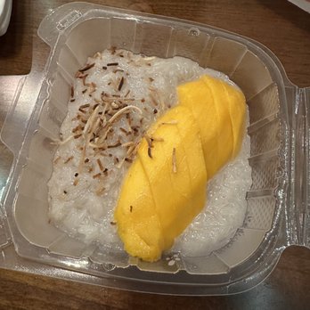 Koon Thai Kitchen - mango sticky rice - Thai Near Me - San Diego, California