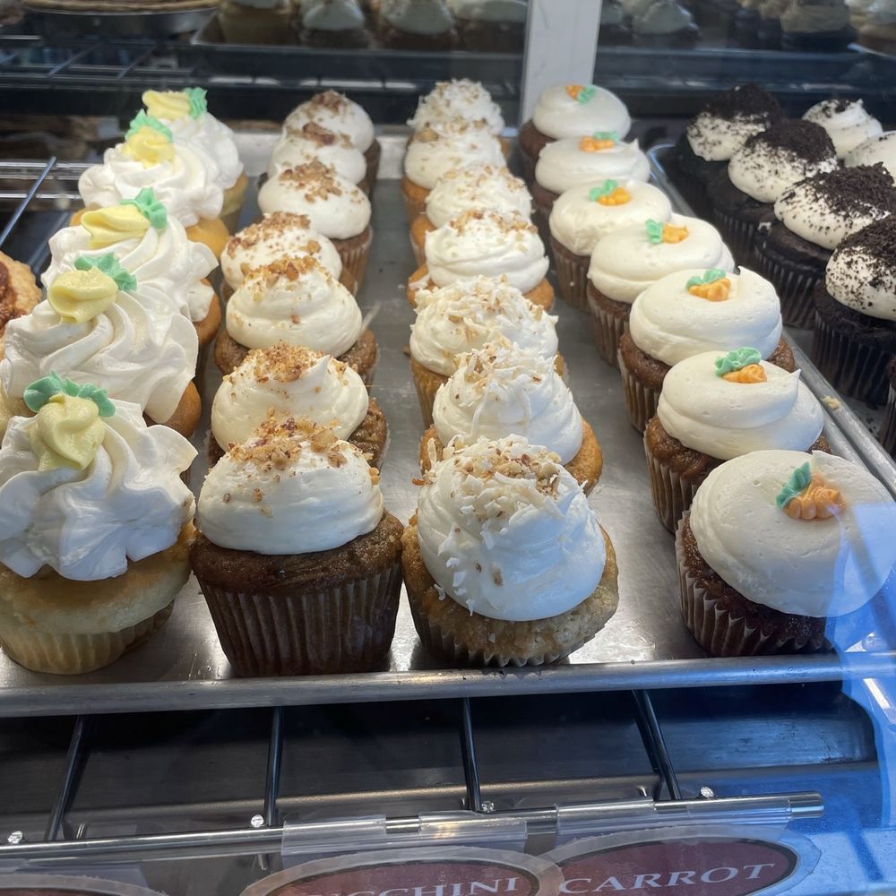 PattyCakes Bakery - Bakery case - Bakeries Near Me - Galveston, Texas PattyCakes Bakery - Bakery case - Bakeries Near Me - Galveston, Texas