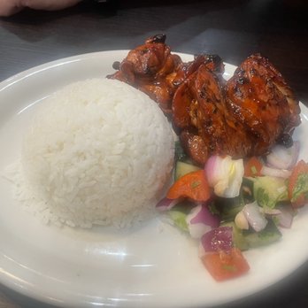 Pistahan - BBQ chicken rice plate - Filipino Near Me - San Leandro, California Pistahan - BBQ chicken rice plate - Filipino Near Me - San Leandro, California