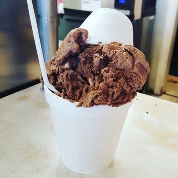 Superior Dairy - Chocolate single scoop - Ice Cream & Frozen Yogurt Near Me - Hanford, California