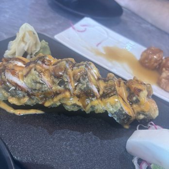 Rayaki Sicklerville - Dragon slayer roll - Ramen Near Me - Erial, New Jersey Rayaki Sicklerville - Dragon slayer roll - Ramen Near Me - Erial, New Jersey