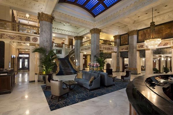 The Seelbach Hilton Louisville by null