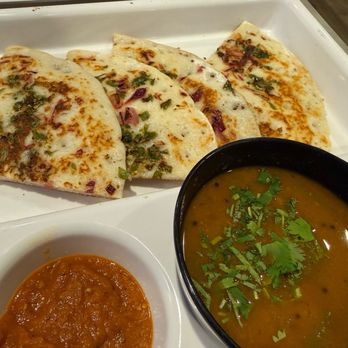 Honest - Onion Chilli Uttapam - Vegetarian Near Me - Waltham, Massachusetts Honest - Onion Chilli Uttapam - Vegetarian Near Me - Waltham, Massachusetts