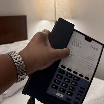 Fairfield - No phone cords. - Hotels Near Me - Tampa, Florida
