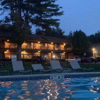 Roaring Brook Ranch - Resorts Near Me - Lake George, New York Roaring Brook Ranch - Resorts Near Me - Lake George, New York