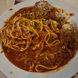 Villa Italia Pizzeria - Spagh w/ Meatballs