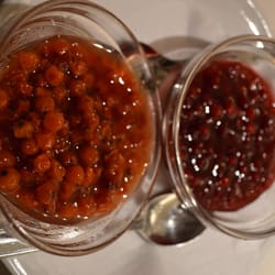 Gasthof Hubert Holzer - Two types of preiselbeeren compote