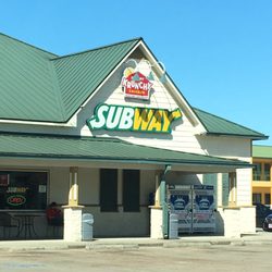 DJ's Country Store - Subway