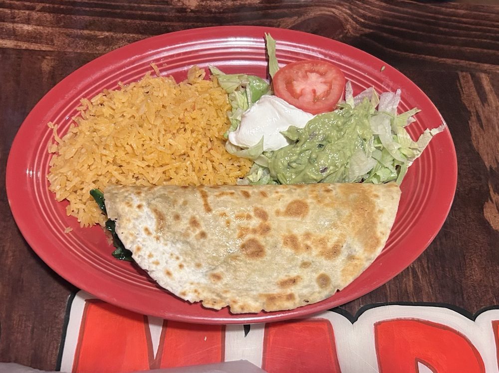 Food from El Mariachi