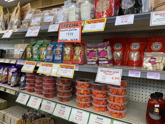 Pukalani Superette by null