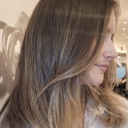 Mazz Salon