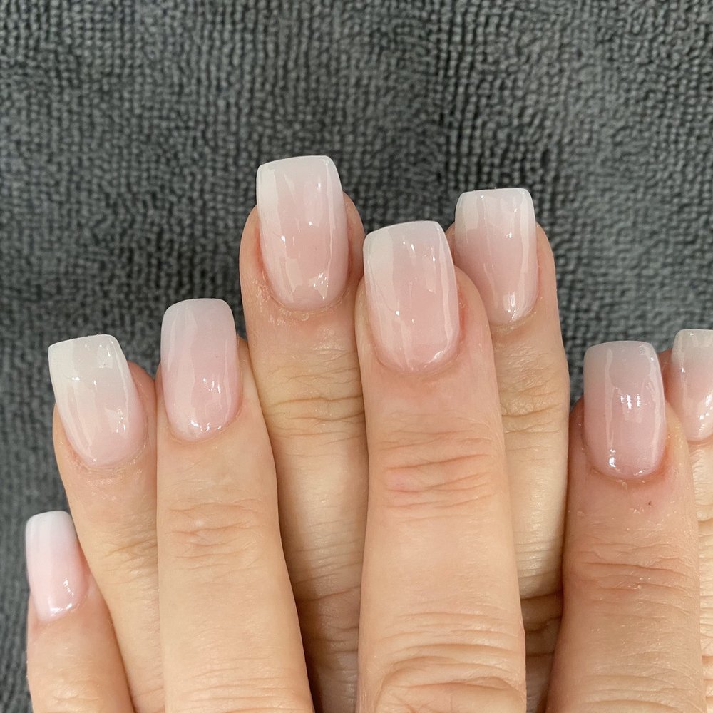 Ombré nails
