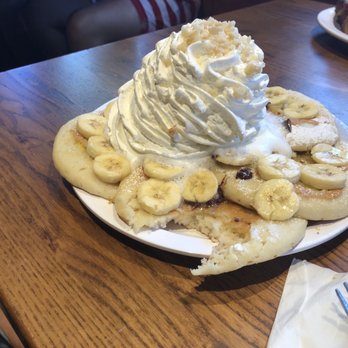 Eggs 'n Things Ko Olina - Banana chip mountain - American Near Me - Kapolei, Hawaii Eggs 'n Things Ko Olina - Banana chip mountain - American Near Me - Kapolei, Hawaii