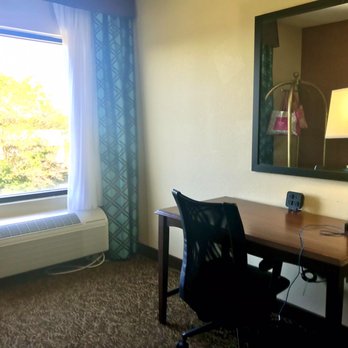 Hampton Inn Boca Raton-Deerfield Beach - Hotels Near Me - Deerfield Beach, Florida Hampton Inn Boca Raton-Deerfield Beach - Hotels Near Me - Deerfield Beach, Florida