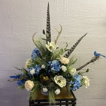 Daisy Mae Flower Shop - birds and feathers so pretty - Florists Near Me - Leakesville, Mississippi Daisy Mae Flower Shop - birds and feathers so pretty - Florists Near Me - Leakesville, Mississippi