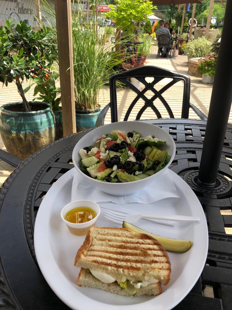 AROMA COFFEE 31 Photos & 19 Reviews 3030 Brady St, Davenport, Iowa