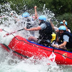 McKenzie River Fishing Guides and Rafting Tours - From Wild to Mild Fun for the Whole Family!