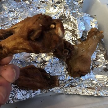Pluckers Wing Bar - Pasadena - Chicken Wings Near Me - Pasadena, Texas Pluckers Wing Bar - Pasadena - Chicken Wings Near Me - Pasadena, Texas
