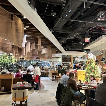 Eataly NYC Downtown - Grocery Near Me - New York, New York