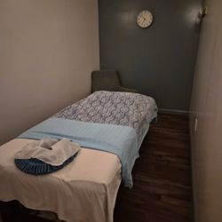 Oasis Massage II - Full body massage single room