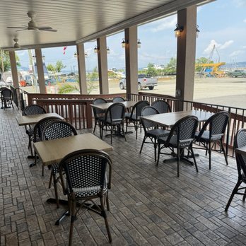 Cornetta's Restaurant & Marina - Seafood Near Me - Piermont, New York Cornetta's Restaurant & Marina - Seafood Near Me - Piermont, New York