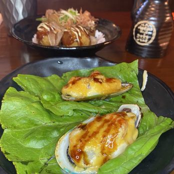 EAT'S SUSHI - BAKED GREEN MUSSEL(2PCS) - Sushi Bars Near Me - Costa Mesa, California EAT'S SUSHI - BAKED GREEN MUSSEL(2PCS) - Sushi Bars Near Me - Costa Mesa, California