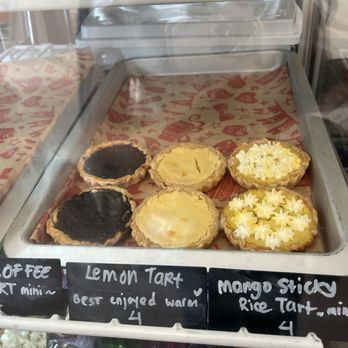 Dek Doi Cafe - Cafes Near Me - Oakland, California
