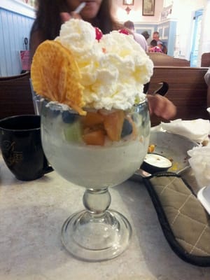Duffer's Restaurant & Old Fashioned Ice Cream Parlor by null