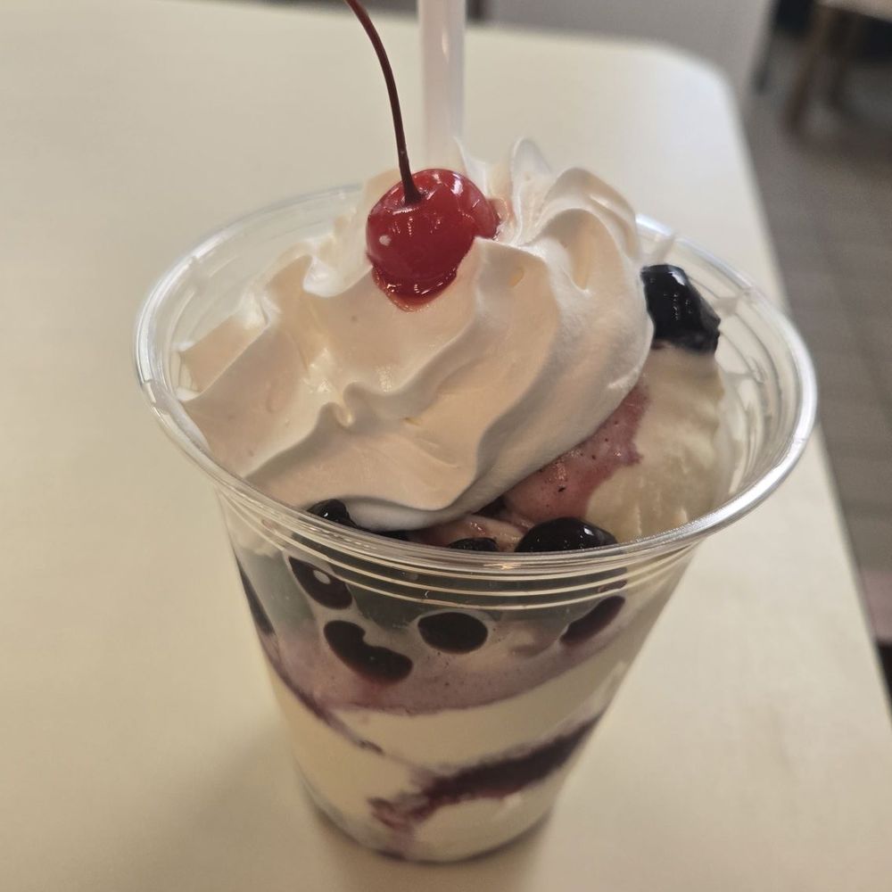 blueberries sundae blueberries sundae