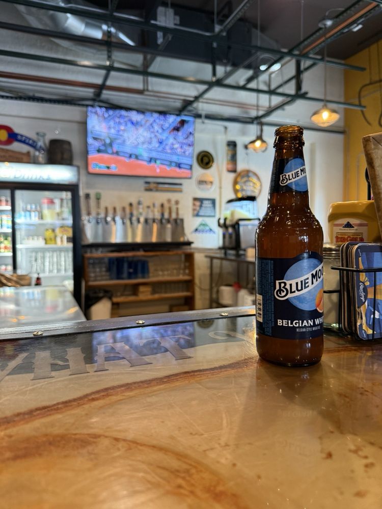 Colorado Grille & Tap House Logo