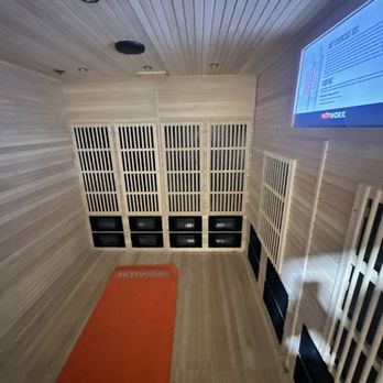 HOTWORX - Sacramento, CA - Arden-Arcade - Yoga Near Me - Sacramento, California