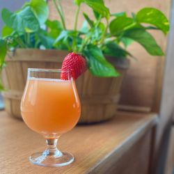 Half Bushel Brewing - Strawberry Sour