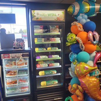 Pet Finatics - Refigerated Food and Frozen Raw Bones - Pet Stores Near Me - Oregon, Ohio
