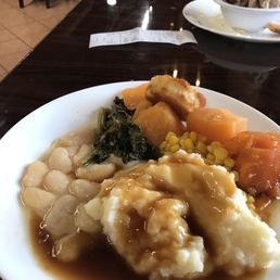 Real mashed taters and gravy and delicious veggies. Don't miss the Rutabagas. Real mashed taters and gravy and delicious veggies. Don't miss the Rutabagas.