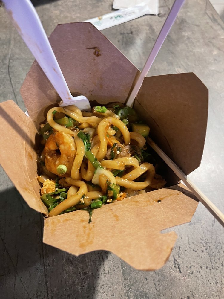 ELECTRIC WOK Updated September 2024 C. del Recinto Sur 323, San