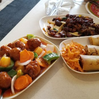 Lucky Chinese Restaurant - Hakka Near Me - Scarborough, Ontario