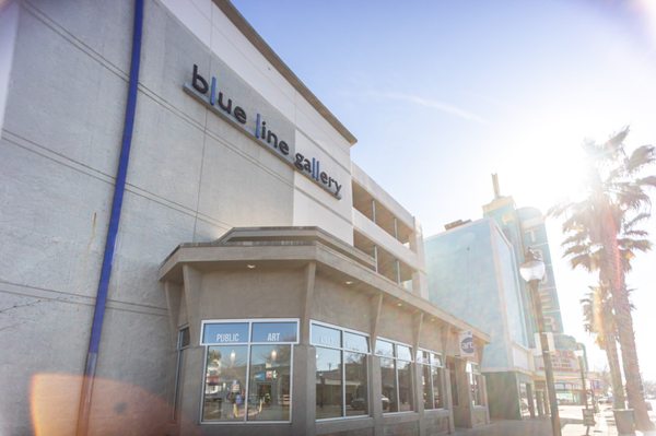 Blue Line Arts by null