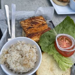 Grilled Mahi Sandwich