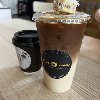 502 Cafe - A flat white (chai syrup-in house made) and Dulce de Leche - Coffee & Tea Near Me - Bakersfield, California