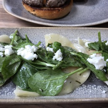 Moku Kitchen - Squash ravioli - Cocktail Bars Near Me - Honolulu, Hawaii