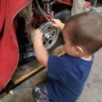 Elliott Auto Service - Family owned and operated! - Auto Repair Near Me - Henderson, Nevada Elliott Auto Service - Family owned and operated! - Auto Repair Near Me - Henderson, Nevada