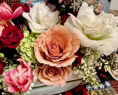 Brown & Greene Floral by null
