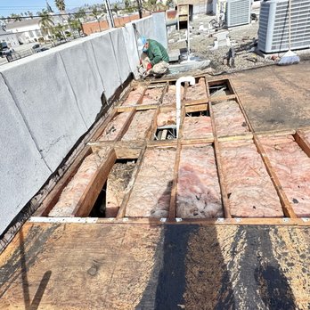 Roca Roofing - Roofing Near Me - Los Angeles, California Roca Roofing - Roofing Near Me - Los Angeles, California