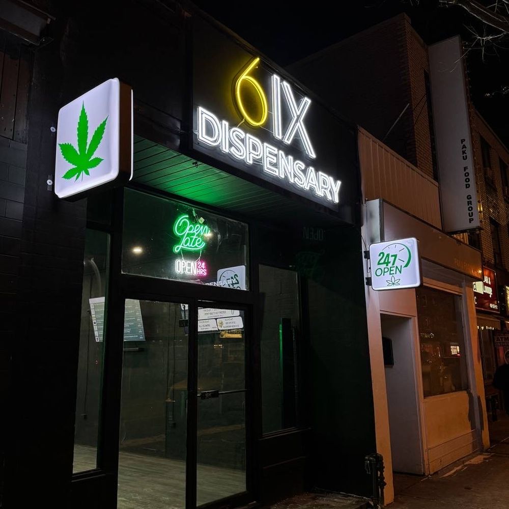 Best Vape Shops near Toronto Pearson International Airport - YYZ in  Mississauga, ON - Yelp