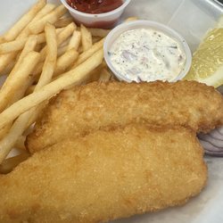 Retro Sundaes - 2 pc fish dinner
