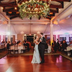 Finicky Flowers - Ceiling floral decor!